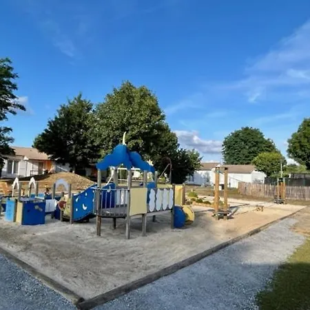 Parco vacanze 15 *